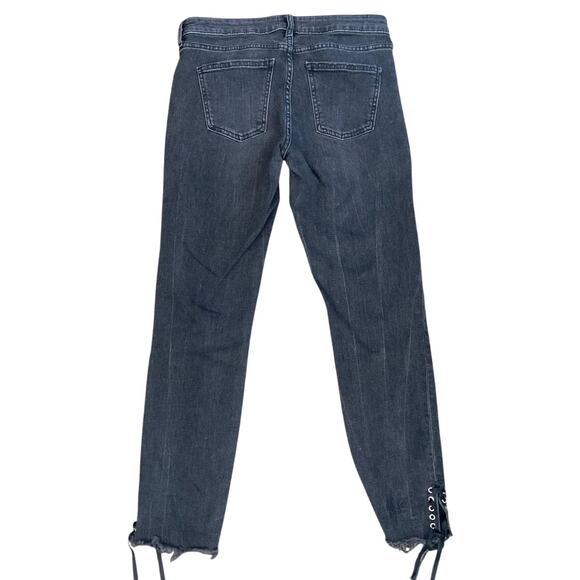 ZARA Mid Rise Lace Up Hem Fringe Whimsygoth Punk Ankle Jeans Dark Wash Denim 8 - Picture 3 of 8